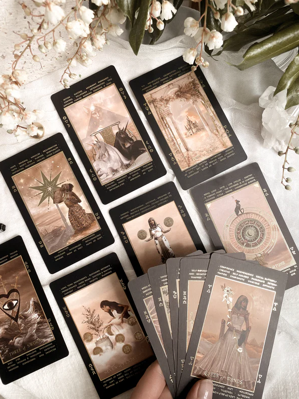 Lucid Dreams Beginners Tarot Deck With Keywords (Black, Edition IV) by St. Soleil - Shelfscape