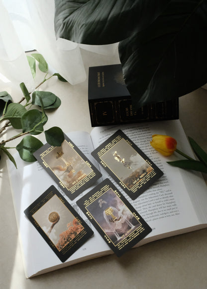 Lucid Dreams Beginners Tarot Deck With Keywords (Black, Edition IV) by St. Soleil - Shelfscape